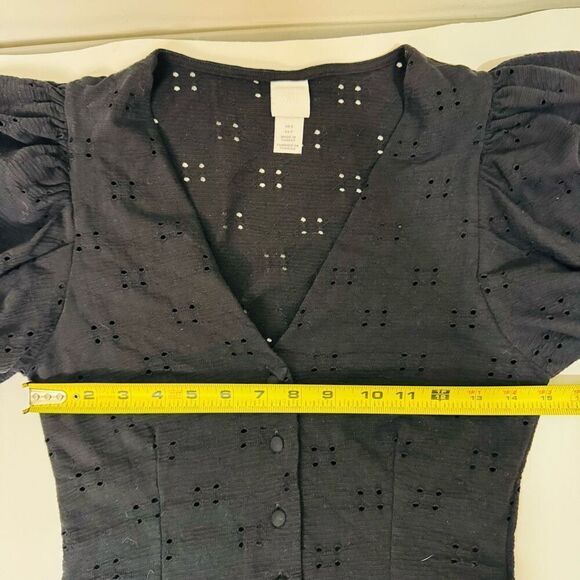 H&M top | black eyelet corset blouse puff sleeves | size small - Picture 9 of 11